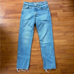 Levi's Women’s Wedgie Straight Fit Light Wash Jeans Size 26